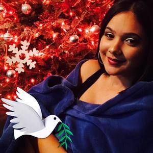 Meet your Posher, Noemi